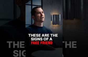 HOW TO SPOT FAKE FRIENDS