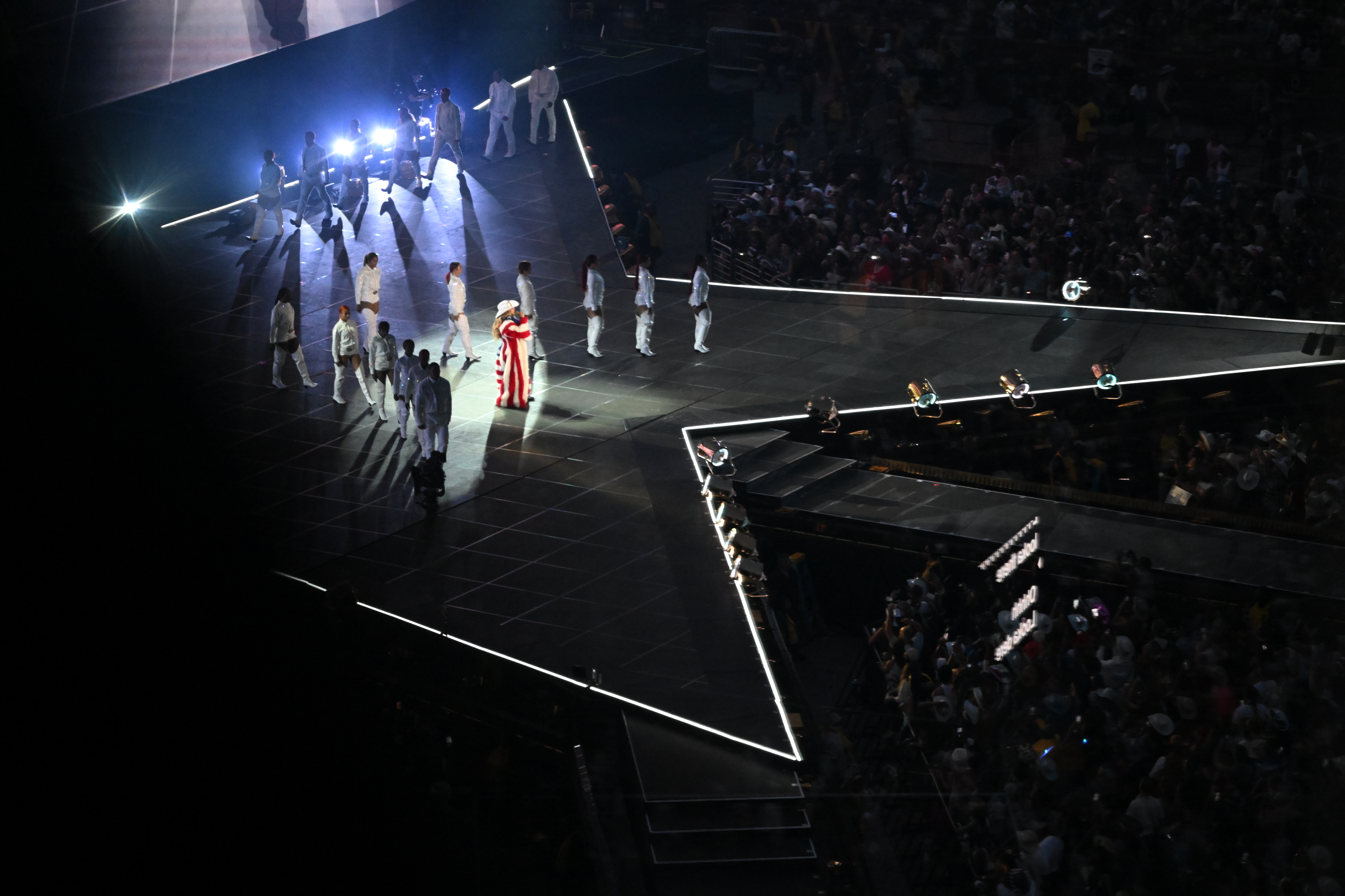 Beyoncé | Black Musical Tradition, Spectacle and Cultural Control